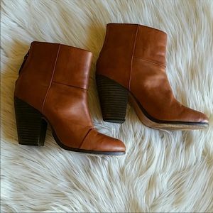 rag & bone Newbury leather bootie, brown size 9
